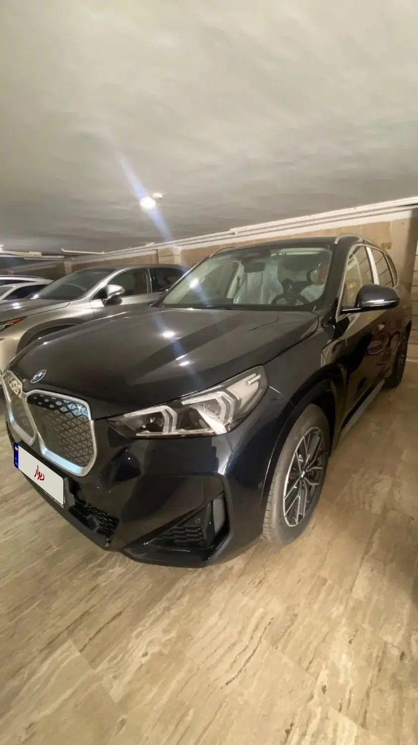 فروش bmw ixi1 کیت M مدل 2026